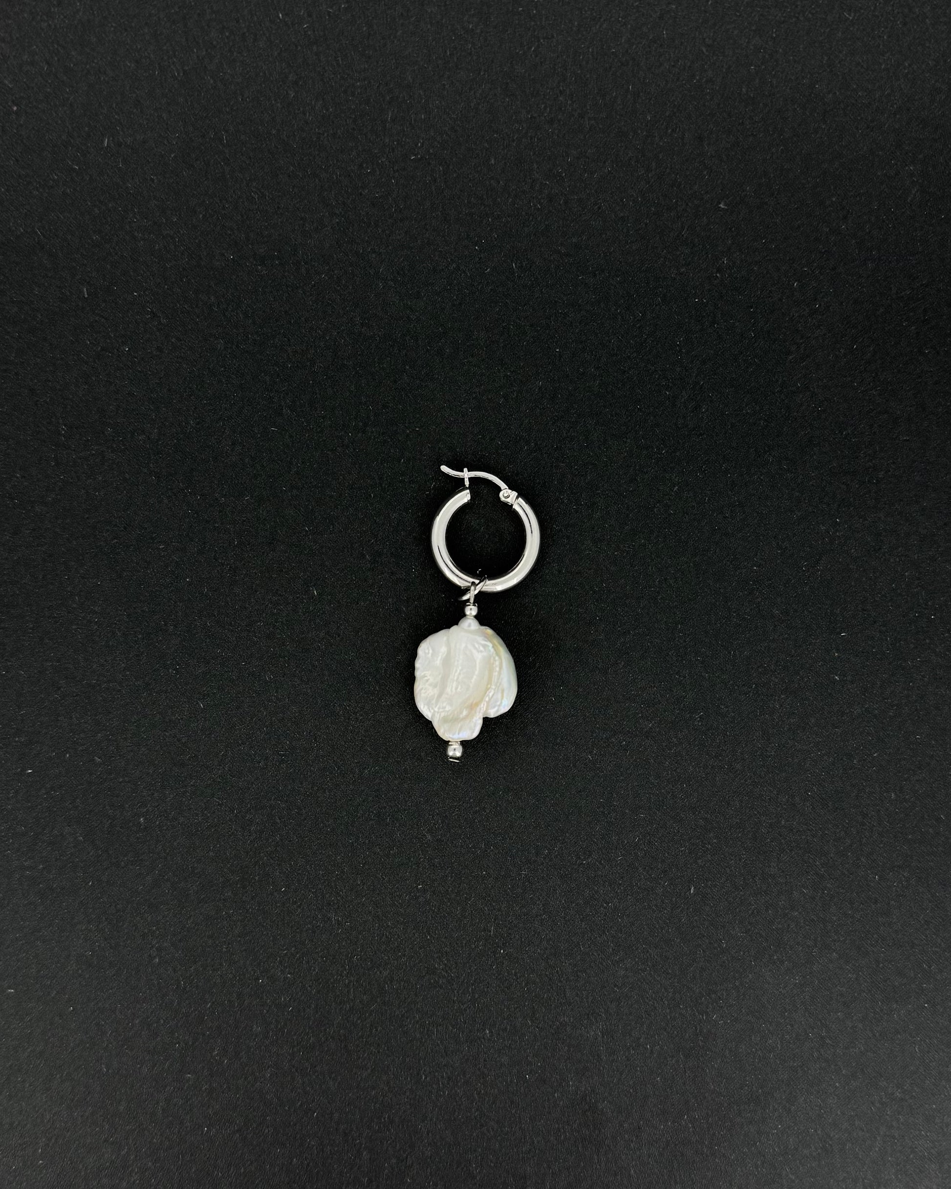 Barroque Pearl Hoop
